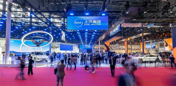 非凡娱乐2025，山登绝顶我为峰！