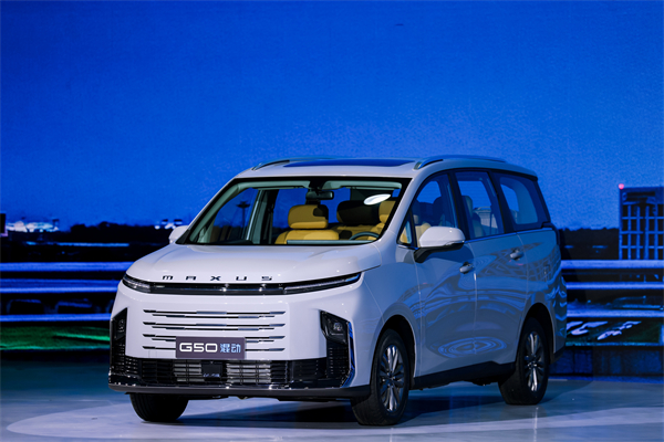 大空间、更省钱、长续航，“国民家用MPV”上汽大通G50混动MPV开启预售，满足家庭用车、旅游出行等全需求！