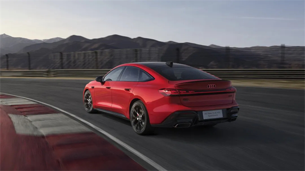 全新上汽奥迪A5L Sportback正式上市，限时臻享价25.99万元起